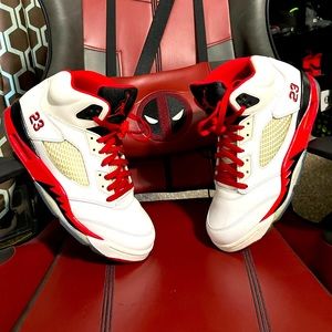 Jordan 5 fire red black tongue 2013